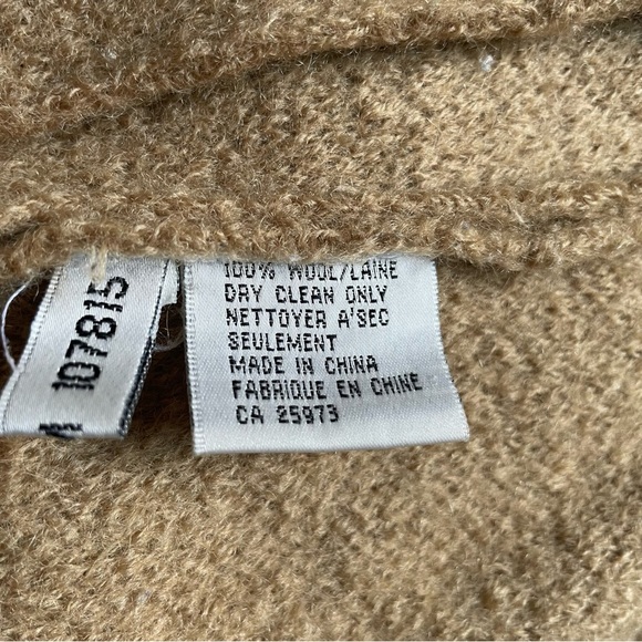 - Vintage Gaddy Sport 100% Wool cardigan - Picture 10 of 12